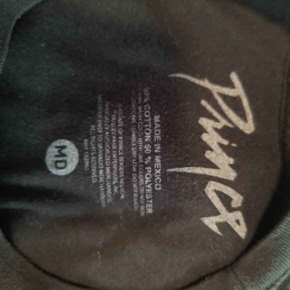 Prince Purple Rain T-Shirt Sz. Medium-Black Purple Spell Out Vintage concert - Picture 3 of 10
